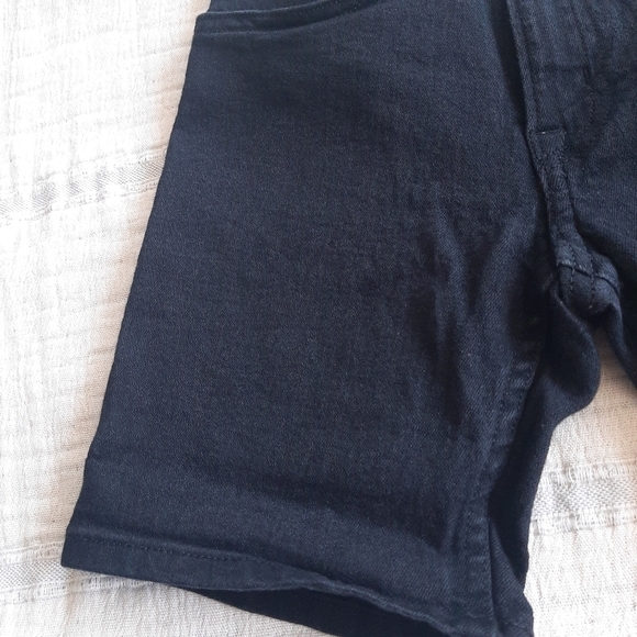 H&M Black Denim Shorts size 4-5 years - Picture 5 of 10